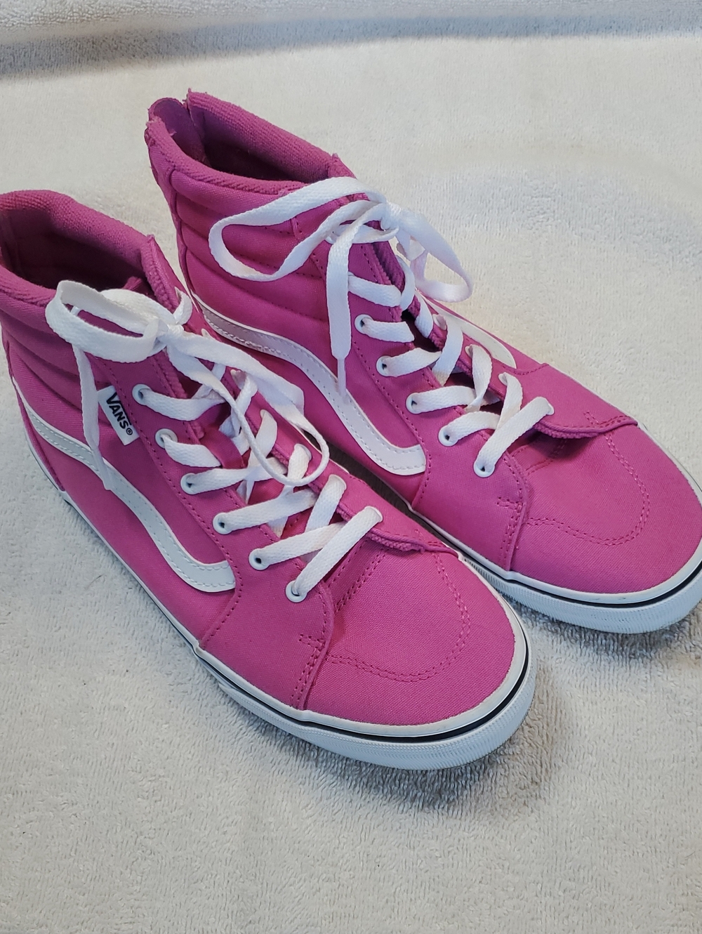 Vans Filmore High-Top Canvas Sneakers in Bright Pink w/ White Stripe. Youth 5